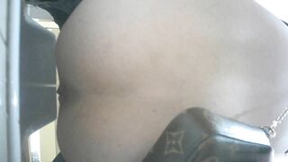 -大神潜入商场女厕近距离偷拍18位美女的各种极品美鲍鱼1