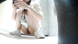 购物中心女厕全景偷拍几位时髦小姐姐 各种漂亮的美鲍鱼