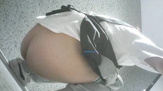 酒店女厕全景偷拍众多的美女❤️各种极品嫩鲍鱼完美展示8