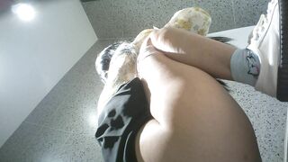 酒店女厕全景偷拍众多的美女❤️各种极品嫩鲍鱼完美展示9