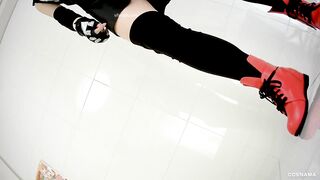 大神潜入漫展现场一路跟踪抄底多位小姐姐 蒂法cos小姐姐抬腿被CD透明内露B