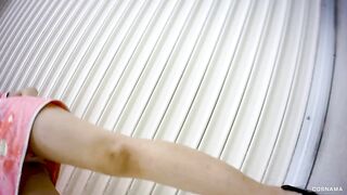 大神潜入漫展现场一路跟踪抄底多位小姐姐 蒂法cos小姐姐抬腿被CD透明内露B