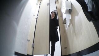 商场女厕全景偷拍7位美女 人美B肥.