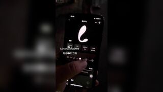 X 著名网红 骚母狗 彤彤乖 镂空逛游戏厅 户外露出09