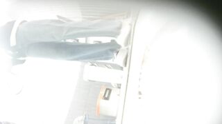 大神潜入学校餐厅女厕全景偷拍 几位漂亮学妹的各种小鲍鱼9