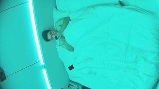 大学城 10-18 超长视频 拍到一对完美炮搭子 男的胖女的靓 丝袜破坏 边做边自己拍 女的有点像单依纯.1