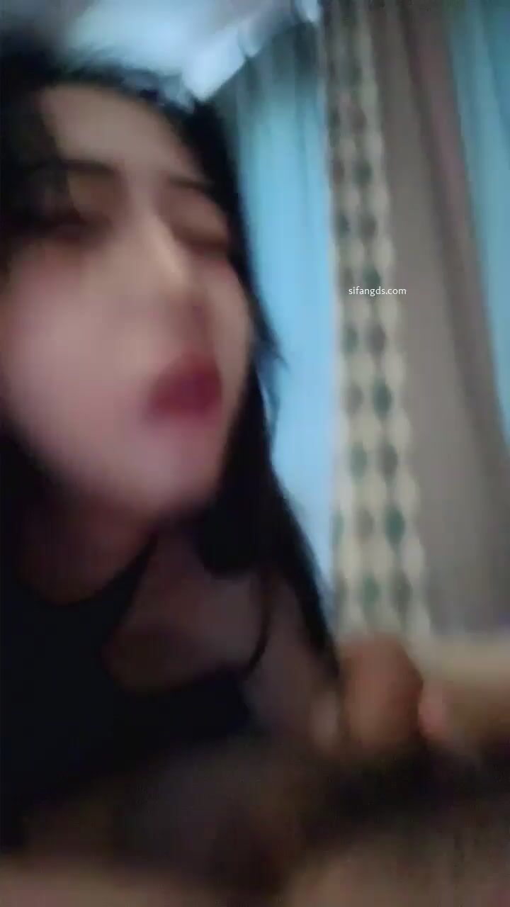 刺激！SM绝美校花纯欲母狗“菠萝吹吹”骚出天际85部合集第一弹1