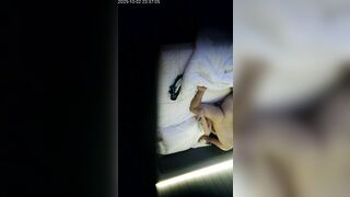 酒店偷拍 10-2 无水印版 身材娇小的美女被胖男人操了 真怕把腰给操折了 美女的毛是真多 这胖男不行呐