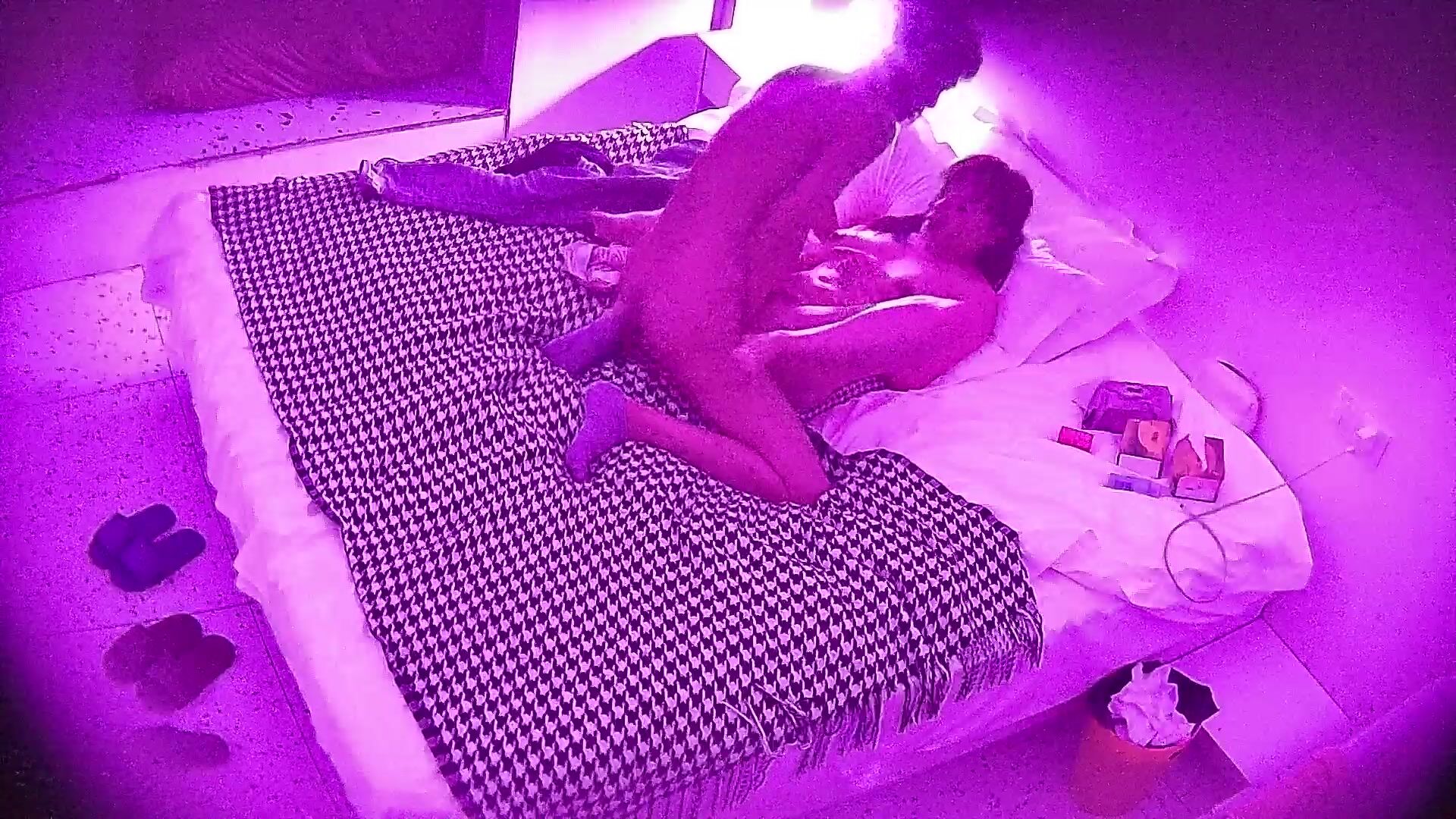 大学城民宿 10-14 小姐姐陆续接待两位失足大哥 第二次被操还在看手机 应该是在接下一单 果然是快餐