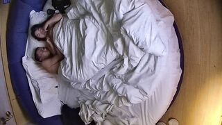 情趣台 10-27 大叔带自己丰满的媳妇儿开房实录 只要屌长 女人的屁股有肉操起来才舒服0