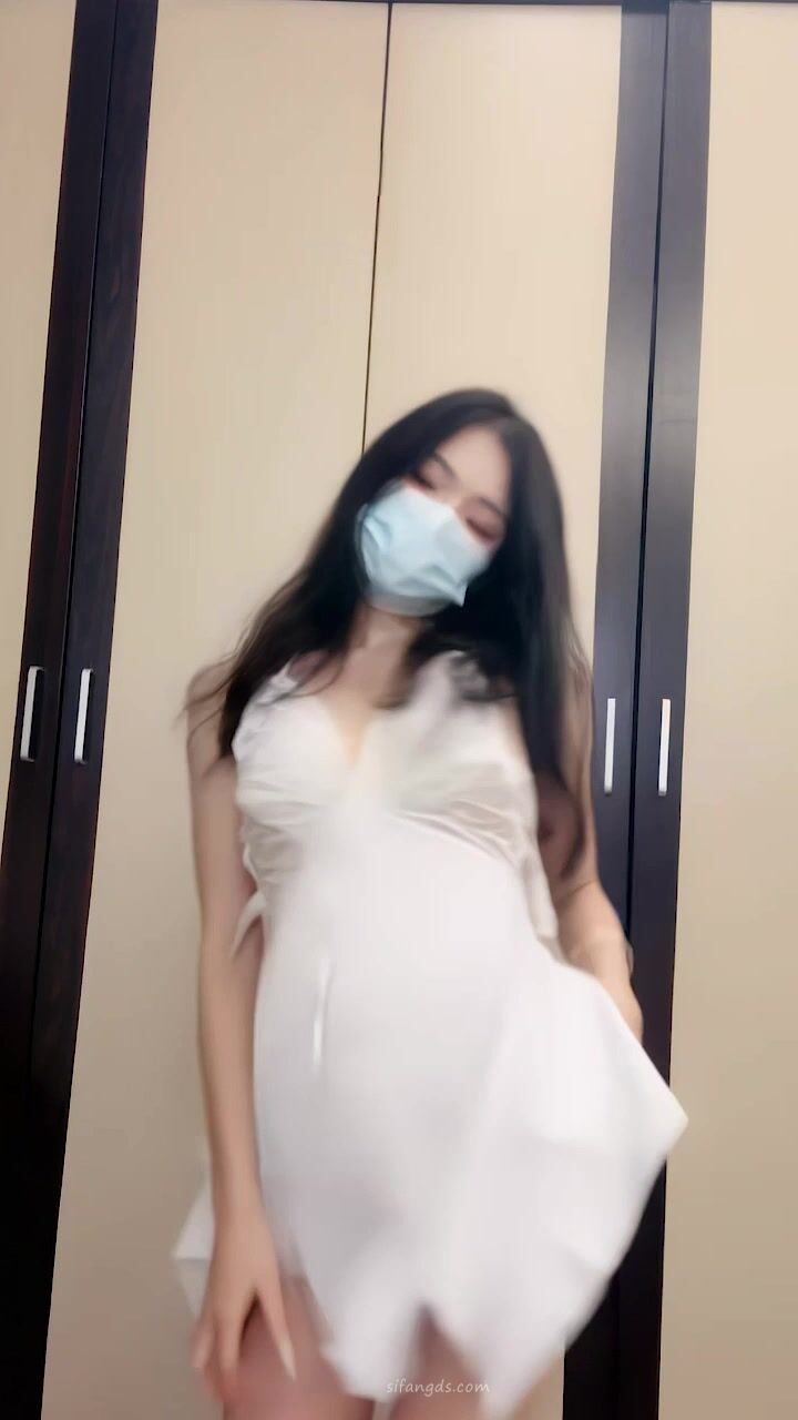 清纯妹子【甜甜大王】下海裸舞 身材顶 这就是年轻妹子