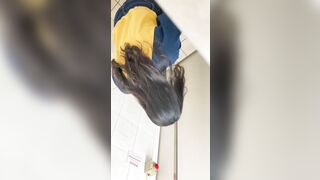 大神潜入高中女厕全景偷拍多位漂亮学妹❤️各种粉嫩的美鲍鱼完美展示