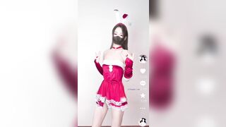 推特极品裸舞福利姬 一口白桃七 11月裸舞露出合集9