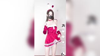 推特极品裸舞福利姬 一口白桃七 11月裸舞露出合集9