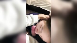 可爱的小母狗挨操前笑得有多开心，挨操时就有多爽.