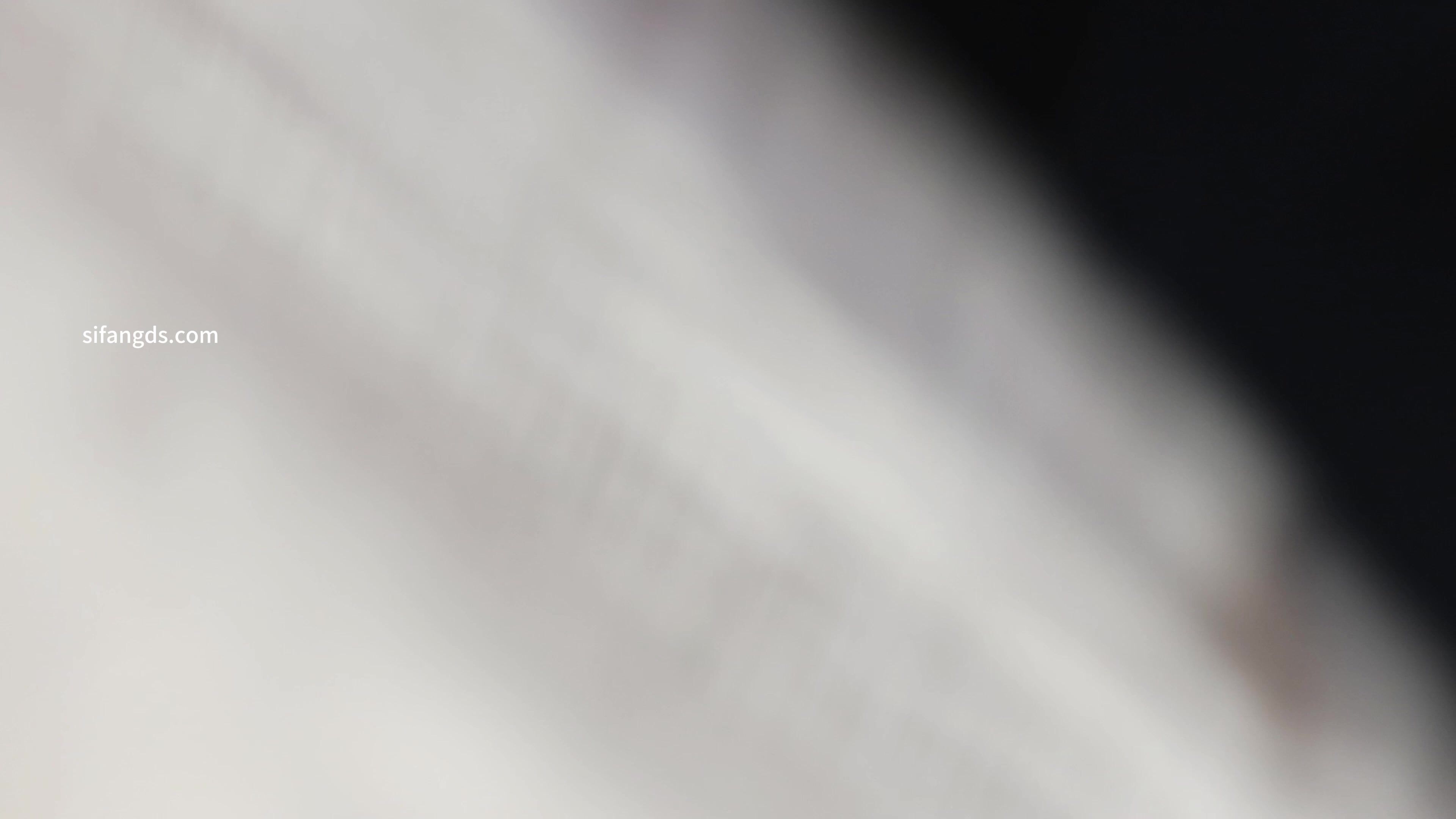 11月新品，【大学生私房拍摄】高颜值女大生没钱家里不给出来做兼职