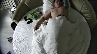 情趣台 11-27 妓女小少妇被花臂胖男人点单 少妇翘臀上下抽动 把男人爽得双手无措 翻身拉过来直接狠操