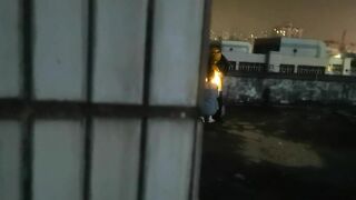 【户外露出】【欢欢huanhuanmug】小卖部拉开拉链露出雪白奶子，大尺度露出，户外全裸露出6