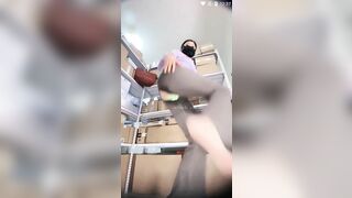 仓库管理员【林安安】最新上班直播 道具自慰高潮喷水 同事还在后边工作8