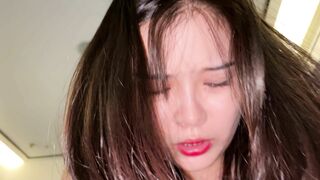 ♦️无损无水印【齐鲁屌王】极品风骚少妇臣服在大屌之下 一边打电话一边被巨屌抽插，面部表情无法控制0