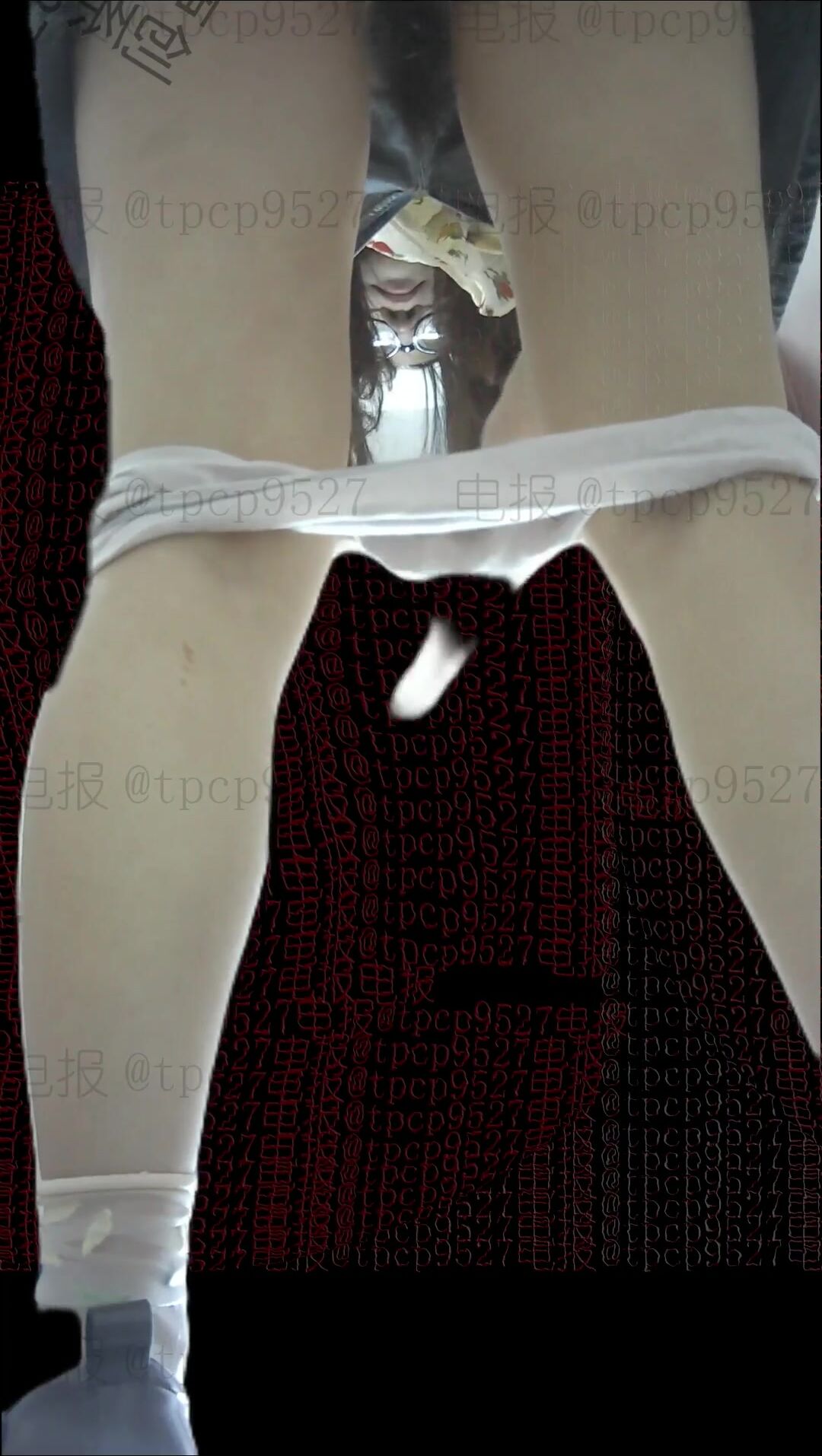 十二月电报收费群最新流出 貌似高校女厕前后景高清偷拍都是些漂亮学妹