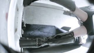 -十二月最新流出 夜总会酒吧女厕后拍各种黑丝高跟 增高鞋美女喝多了扣喉呕吐.