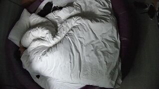 情趣台 12-19 小哥带漂亮身材又好的女朋友开房 先朝女友的屁眼捅去 操到最后对着女友嘴撸管喷射0