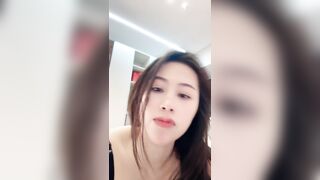 D罩杯美乳御姐！【D杯七七】大奶超漂亮极品身材姐姐 好大好圆的美乳 蜜臀臀 道具自慰0