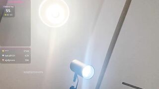 ♦️高端颜值美人【vkvk-VK】M腿撅屁股自慰，粉穴嫩如新剥荔枝3