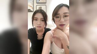 ♦️清纯主播【202509yoyo】表姐带着表妹下海直播、在线教口活、练习做爱姿势22