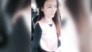 【露出勾引】：超骚女司机【不知天地】勾引乘客口交车震 野战 开房 超级骚，身材巨色，各种勾引乘客车震