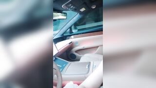 【露出勾引】：超骚女司机【不知天地】勾引乘客口交车震 野战 开房 超级骚，身材巨色，各种勾引乘客车震23