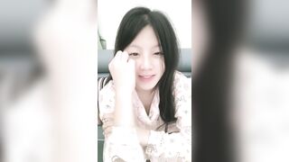 心痛！女神被無套狂操~【小月月】精子射滿嘴！含淚打飛機0