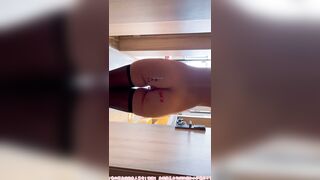 精品推荐 【户外露出】【小可爱的云烟】 推特原创夫妻露出界大神旅拍户外露出、酒店开门逼插铃铛露出、啪啪0