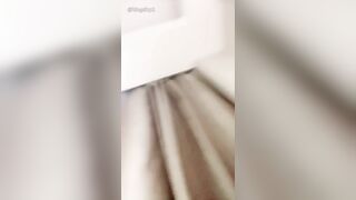 新人下海【李小七呀】两个奶子导弹一样 极品身材 高颜值粉嫩逼逼 嫩穴特写0