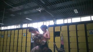 ❤️精品推薦❤️國内【水上樂園】換衣間沐浴區近景偷拍合集第2季17V 美女如雲淋浴換衣好身材一覽無餘