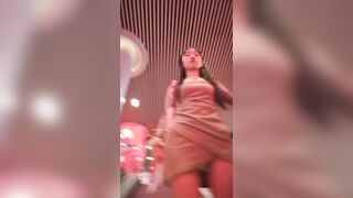 精品推荐 超强画质『BCbananacat』街拍系列合集第6季20V 极品紫色少妇肥臀差点坐到镜头上0