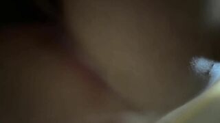 ⚫️白皙美乳反差婊露脸激情爱爱，打桩后入边插边流爱液敏感型，画面诱人，满满撸点