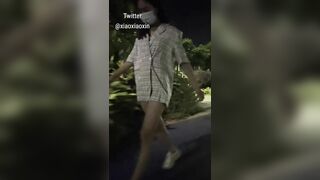 极限露出挑战_极品网红女神_小小星_野外全裸露出调教_野战潮喷淫水泛滥_玩的就是紧张刺激9