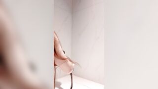 反差学妹【小奶萝】极品美乳 细皮嫩肉 长腿美脚 大屁股嫩穴 SM狗爬调教 大屌猛抽 干出血1