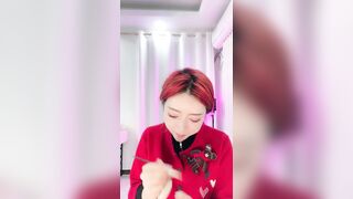 火爆绿播舞蹈系尤物【无虞】顶级完美身材 狂跳抖音热门歌曲 奶子时不时的蹦出来相当的哇塞