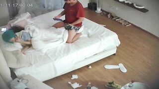 小姐姐刚上大学 护士装逛商场扶梯前后CD微透白内