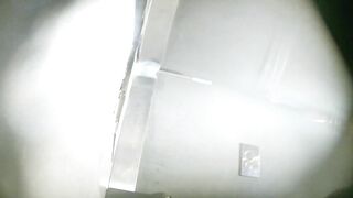 私房最新流出 夜总会酒吧全景厕拍各种黑丝高跟 美女如云 16 表情各异的妹子9