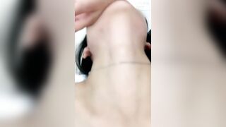 【水嫩宝宝】真实农村养鸡少女农村户外露出直播可爱内裤别跳蛋在院子里直播勾引农村大爷舔B①