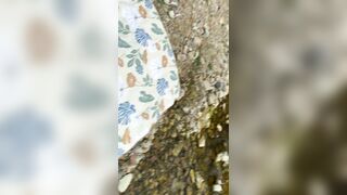 ✨【S级泄密】高颜值毛衣妹公园啪啪，撅着屁股让拍摄，各种穿衣风格换不停，扒开豹纹小内内上位后入，屋里不过瘾跑公园