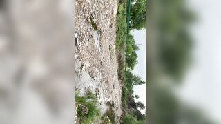 ✨【S级泄密】高颜值毛衣妹公园啪啪，撅着屁股让拍摄，各种穿衣风格换不停，扒开豹纹小内内上位后入，屋里不过瘾跑公园