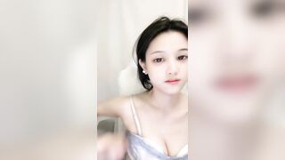 平台第一女神！綠播下海~【粵語主包】女神的嫩穴好看0