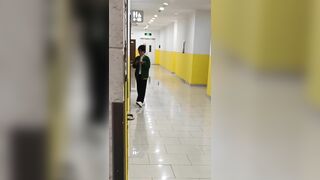 大神潜入办公楼女厕全景偷拍多位美女职员❤️各种极品小黑鲍03