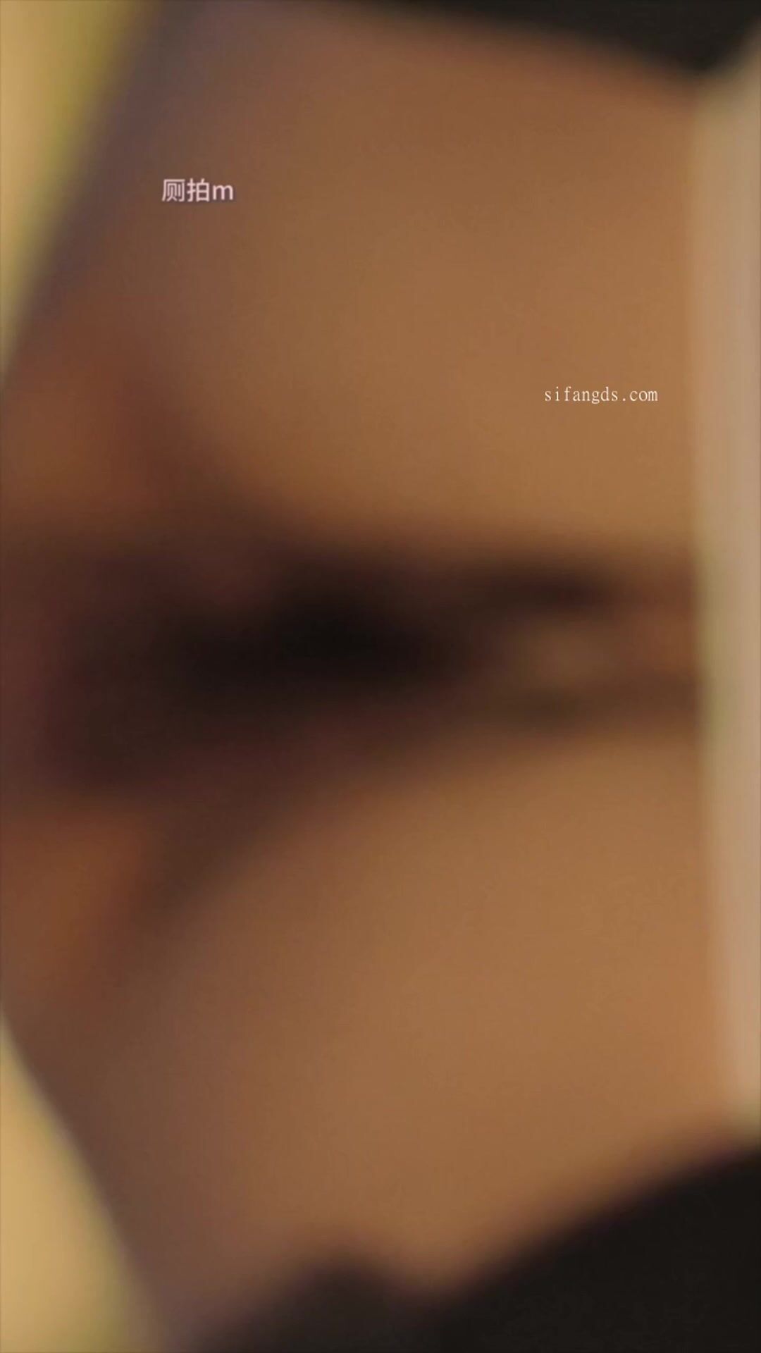 大神潜入办公楼女厕全景偷拍多位美女职员❤️各种极品小黑鲍03