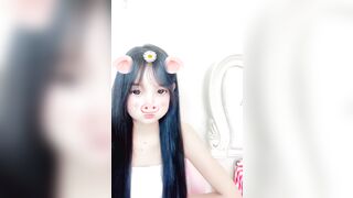 清纯嫩妹【鬼鬼12点】11月14号-2月16号 高颜值裸舞粉嫩小穴自慰